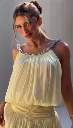 Imagem do Vestido Curto Organza Paetê