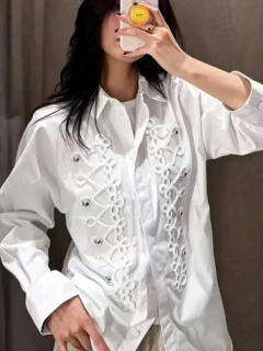 Camisa Detalhes Trançados e Botões Metálicos - loja online