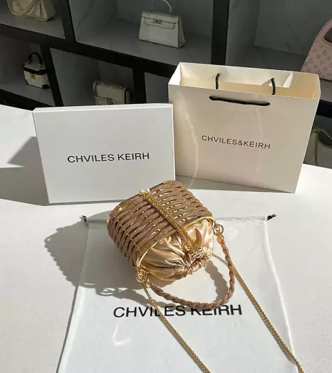 Bolsa Clutch Trançada Brilho