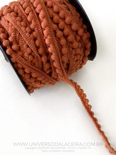 Fita Pompom 10mm para Acabamento Marrom - Metro