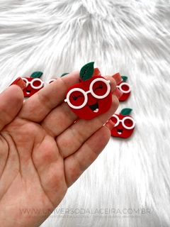 Aplique em Acrílico Maçã Feliz - Tema Frutas - Por Unidade