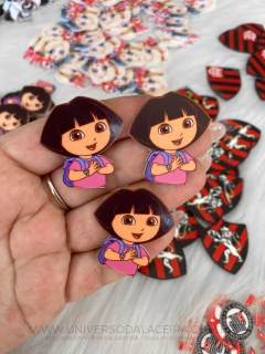 Aplique em acrílico dora aventureira - O Par
