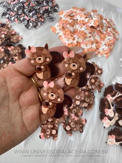 Aplique em acrílico mundo encantado urso - O Par
