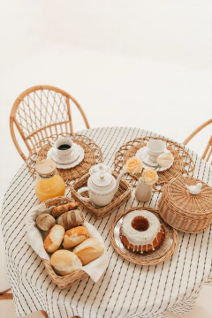 Boleira passarinho em rattan - 2 tamanhos - CASA CAHAYA - Produção de móveis artesanais e sustentáveis em fibra natural