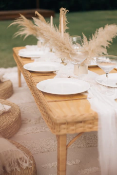 Mesa Cajueiro em fibra natural - CASA CAHAYA - Produção de móveis artesanais e sustentáveis em fibra natural