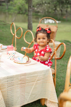Mesa Cajueiro em fibra natural - CASA CAHAYA - Produção de móveis artesanais e sustentáveis em fibra natural