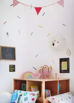 Adesivo de Parede Infantil Mooui - Pega varetas na internet