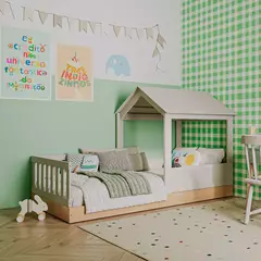 Cama com Proteção Lateral e Casinha 2 em 1 Linha Play - CASA CAHAYA - Produção de móveis artesanais e sustentáveis em fibra natural