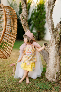 Fantasia Princesa Capa + Coroa - 3 opções de cores - comprar online