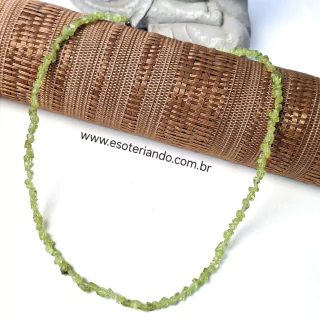 Choker cascalho Peridoto 40cm + 5cm de extensor- proteção contra obsessores