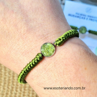 Pulseira macramê Peridoto | A pedra das Realizações e promove mudanças | Produto exclusivo