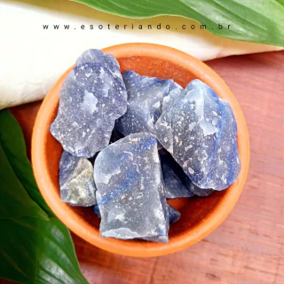 Quartzo Azul Bruto - A Pedra da expressão e criatividade