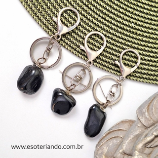 Chaveiro de Hematita | Escudo protetor | pedra 100% natural | Argola italiana com mosquetão