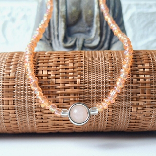Choker de Miçanga com esfera de Quartzo rosa | 40cm + 5cm | Amor próprio e autoestima