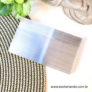 Placa de Selenita média | 130g á 170g | Purificação e limpeza energética