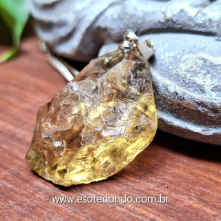 Colar Green Gold bruta - Qualidade super extra- peça única