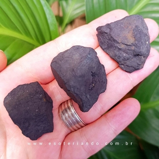 Shungite Natural Bruta: Proteção e Purificação contra Energias Negativas