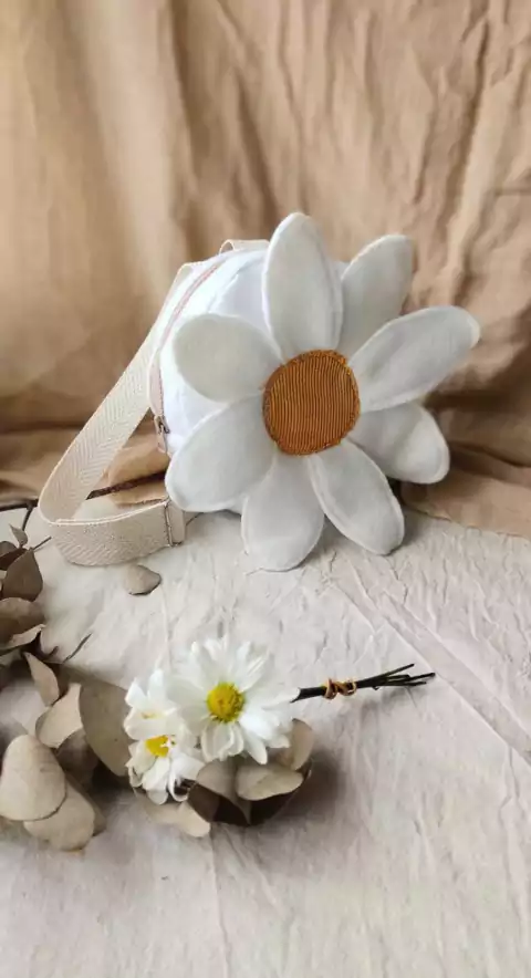 MOCHILA FLOR