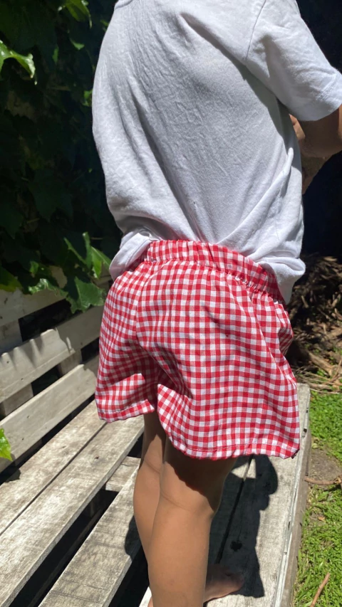 SHORT CUADRILLE ROJO