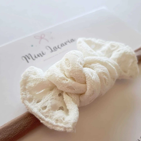 C. na faixinha | Laise Branca