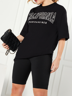 Camiseta Oversized California na internet