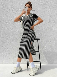 Vestido Feminina Listrado Com Coxa Dividida na internet