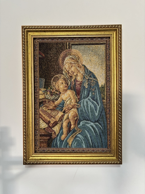 Tapeçaria Madonna Del Libro