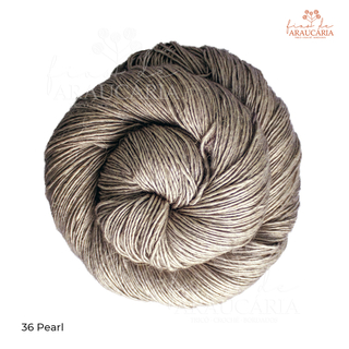 Malabrigo Susurro (36 Pearl)