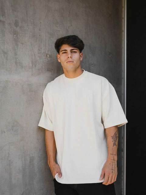 REMERA SIDNEY CRUDO (06107)