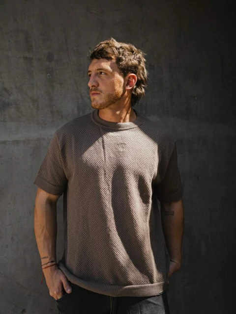 REMERA KANYE GROHL KNIT MOUSE (06140)