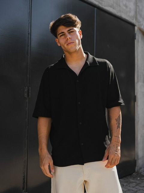CAMISA VEGAS NEGRA MC (06100)
