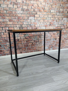 Escritorio Clásico 140x60x76 - Cuarenta Home & Deco