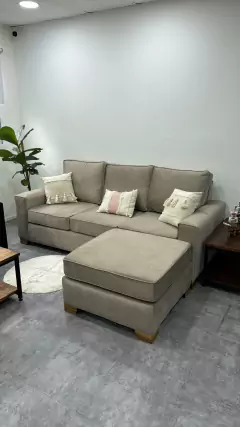 SILLÓN ESQUINERO - Cuarenta Home & Deco