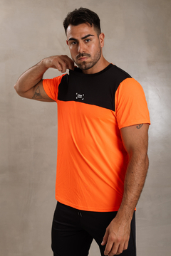 Remera Super Dry - Urban Luxury