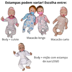 Boneca com caixa de som, cabelos e olhos abertos - comprar online