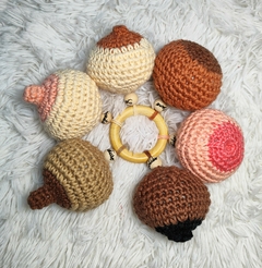 Argola com 6 mini mamas (escolha o tamanho valor altera) - comprar online