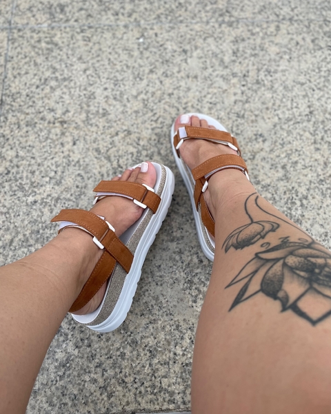 Flat Paty Caramelo