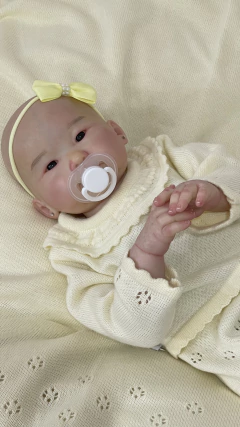 ana-dolls-bebe-reborn-realista-cai-menina