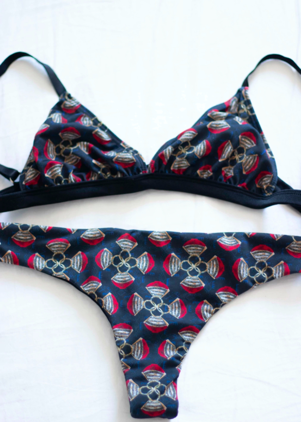 22003 Bikini thumbnail 3