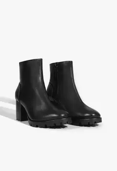 Bota Salto Médio Tratorada Bold Preta - LUAR