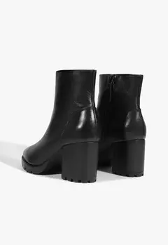 Bota Salto Médio Tratorada Bold Preta - loja online