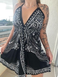 VESTIDO MANDALA CURTO - PRETO/CINZA - Bella's Closet