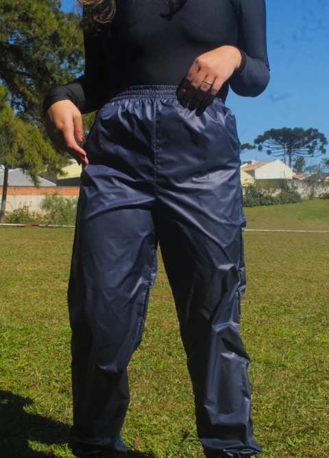 Calça Corta Vento Melbourne SAFIRA