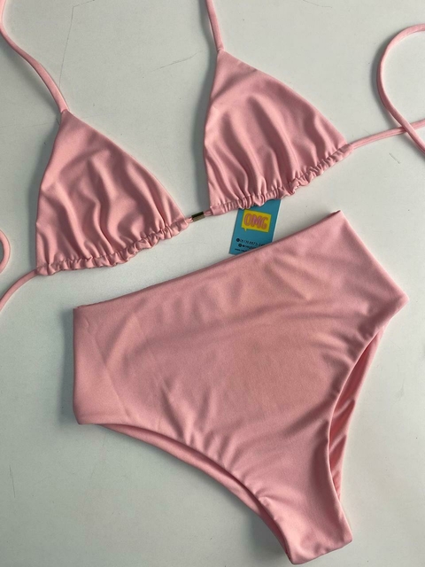 BIQUÍNI CORTININHA COM HOTPANT LISO OMG