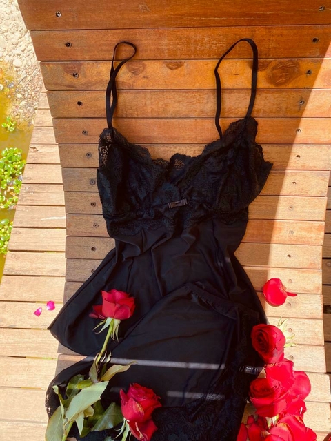 Short doll Em Liganete com recortes em renda bojo reto - comprar online