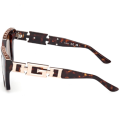 Óculos de Sol Feminino Guess Tartaruga Quadrado GU7915 52E 55