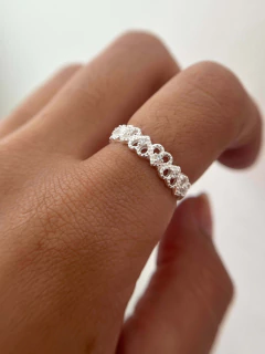 Anel Aparador Corações com Pontos de Luz