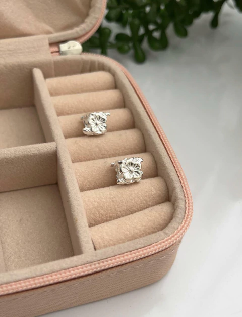 Berloque Separador Flor Trabalhada