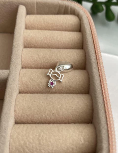 Berloque Menina Vazada com Ponto de Luz Rosa 9mm - comprar online