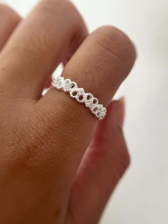 Anel Aparador Corações com Pontos de Luz na internet